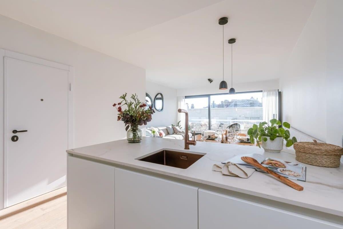 Stunning And Modern Apartment With Sunny Balcony นอคเคอ-เฮสท์ ภายนอก รูปภาพ
