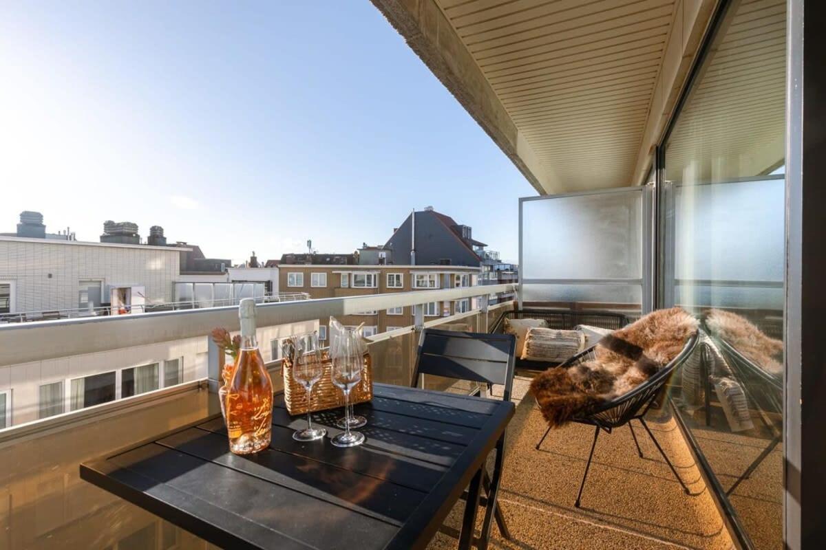 Stunning And Modern Apartment With Sunny Balcony นอคเคอ-เฮสท์ ภายนอก รูปภาพ